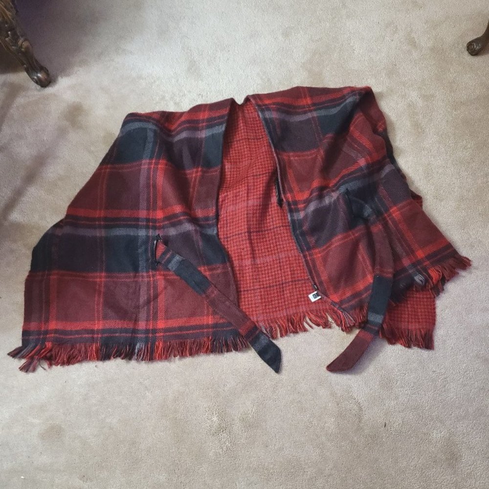 Women's ECHO One Size open split sides Shawl Poncho w/ belt